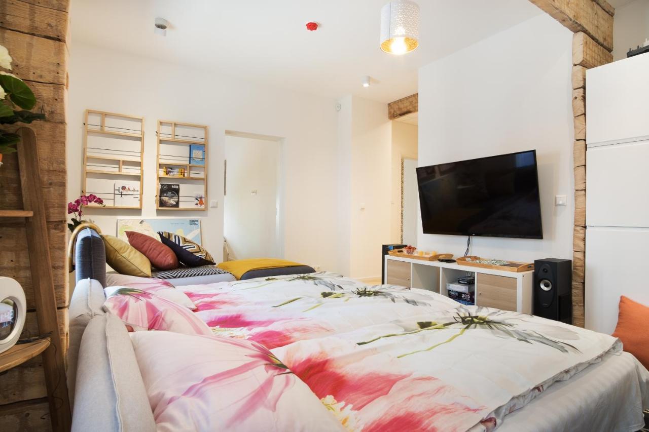 Family Apartment Талин Екстериор снимка