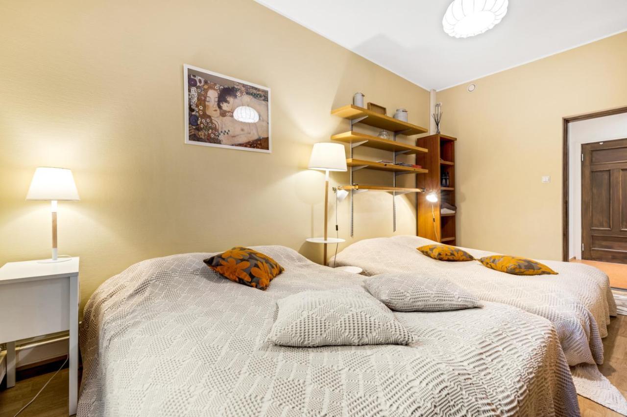 Family Apartment Талин Екстериор снимка