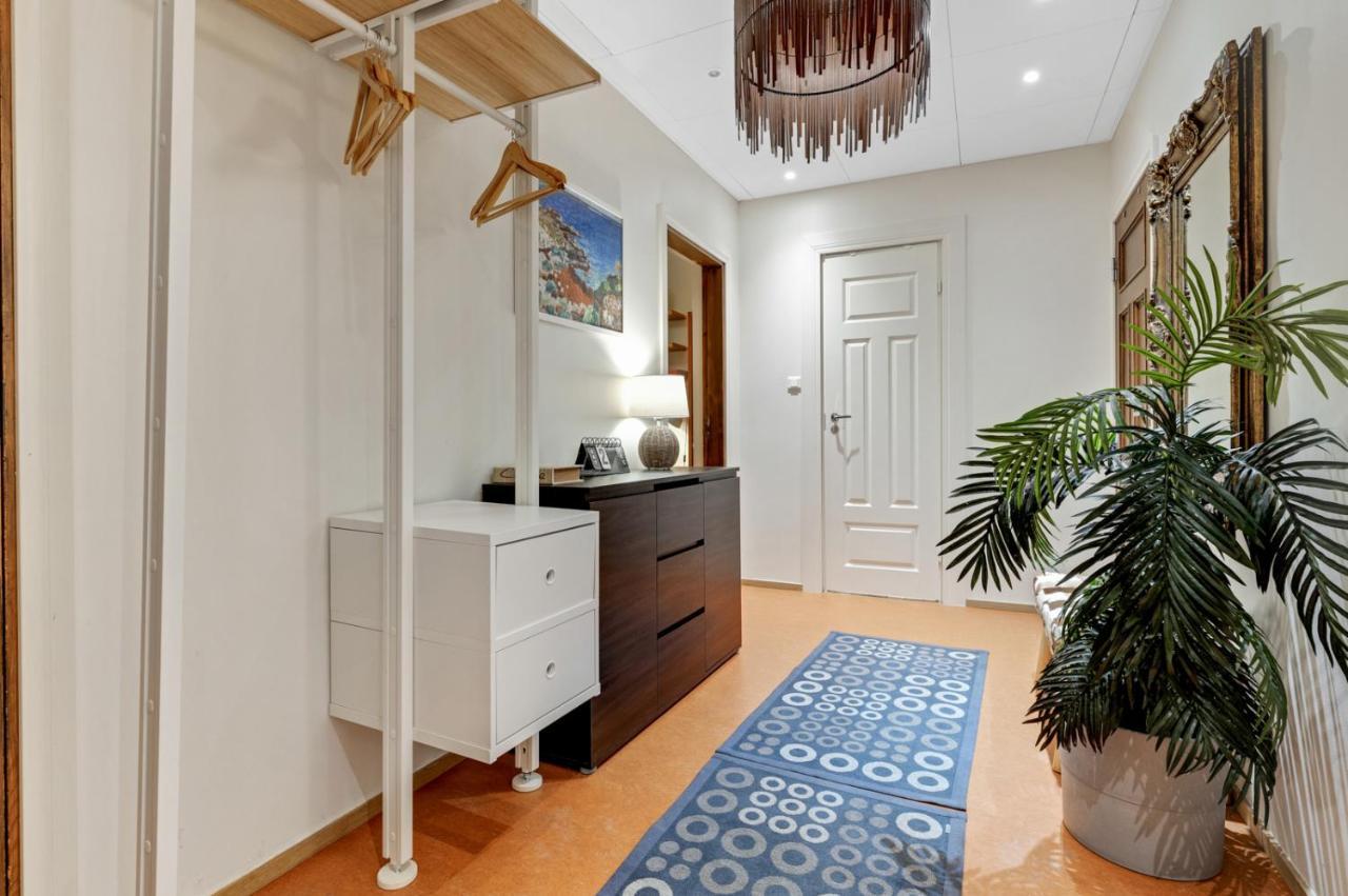 Family Apartment Талин Екстериор снимка